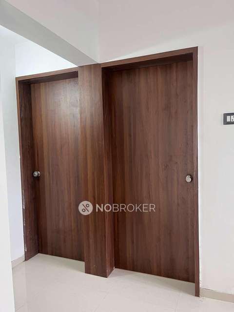 2 BHK Flat In Genesis  for Rent  In Maan