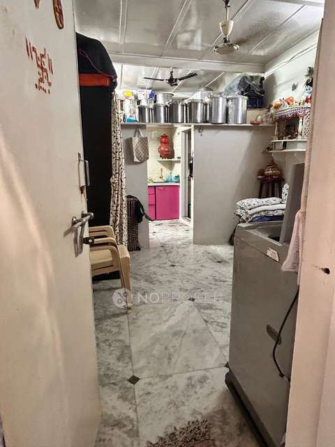 1 RK Flat For Sale  In Dahisar East