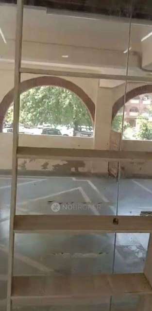 Shop in Vikaspuri, Delhi for sale 