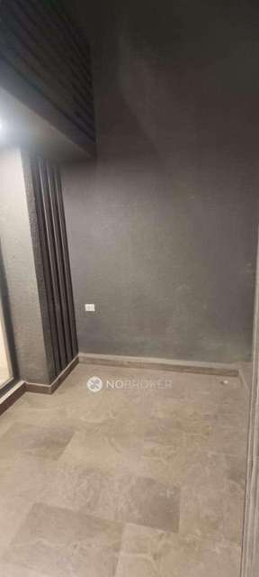 2 BHK Flat In Metro Life Maxima For Sale  In Pimpri-chinchwad