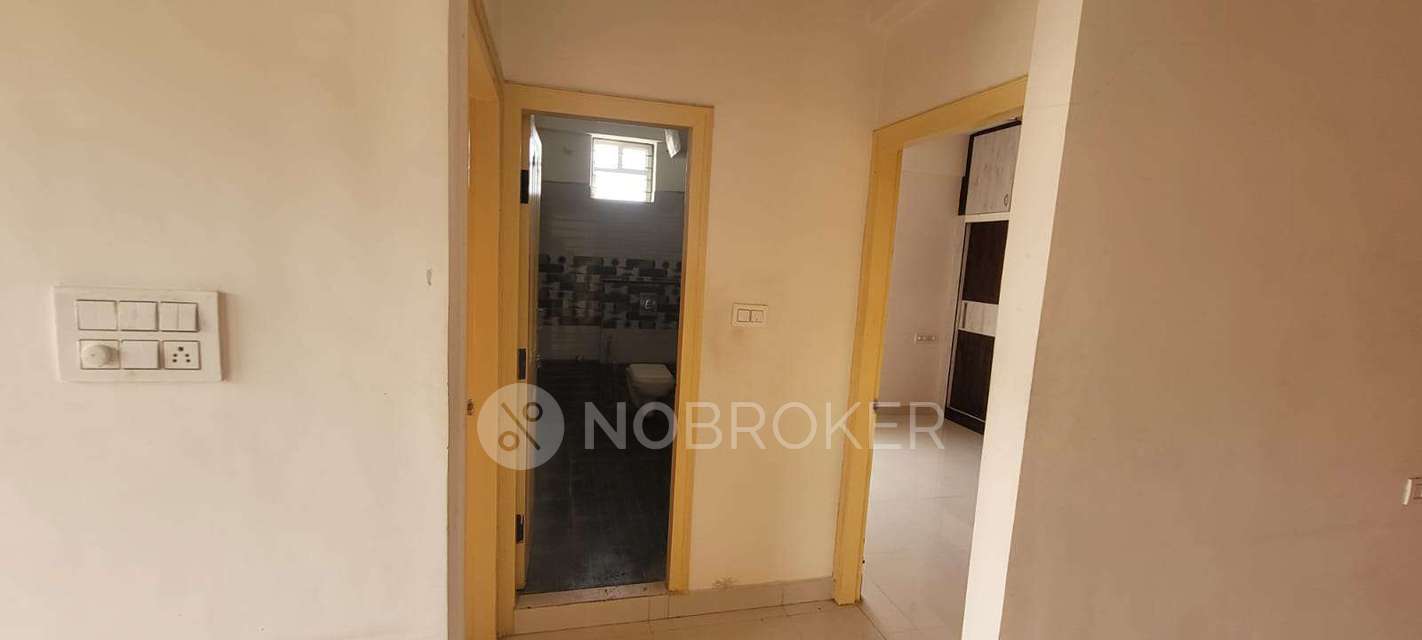 3 BHK Flat In Sri Nidhi Enclave For Sale  In Kumaraswamy Layout