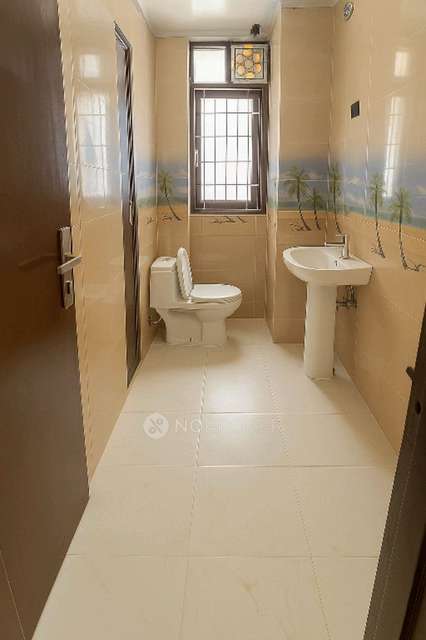 4+ BHK House For Sale  In Chhatarpur