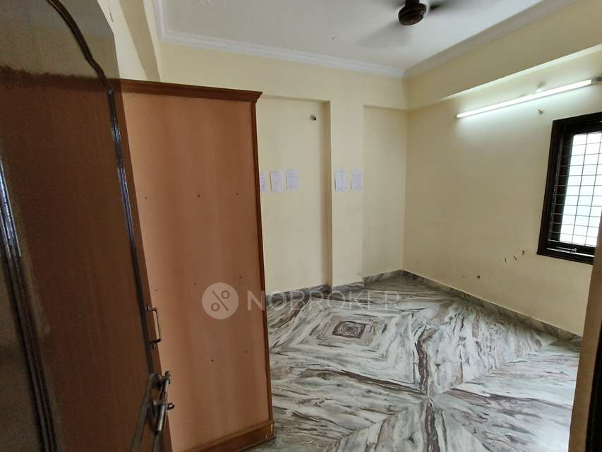 3 BHK Flat In Sajid Plaza, Attapur For Sale  In Attapur 