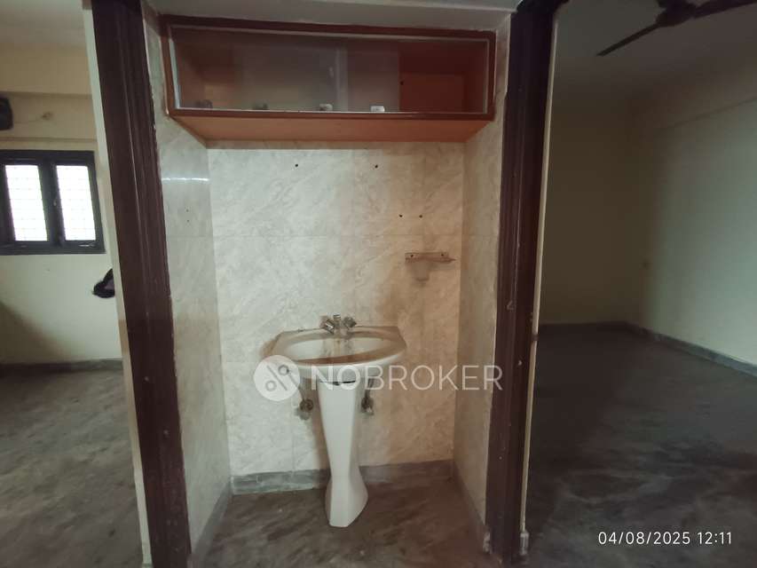 3 BHK Flat In Sajid Plaza, Attapur For Sale  In Attapur 