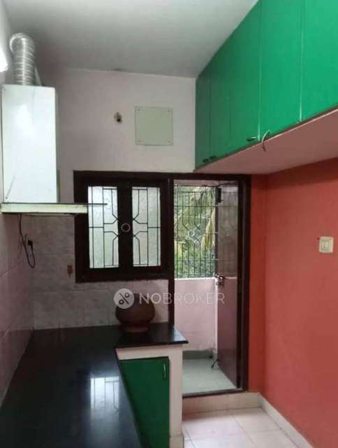 2 BHK Flat In S R Garden For Sale  In Manapakkam