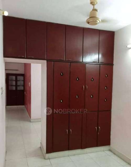 2 BHK Flat In S R Garden For Sale  In Manapakkam