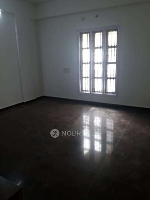 2 BHK Flat In Apartment For Sale  In Richards Town