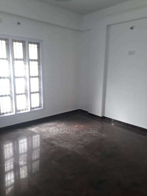 2 BHK Flat In Apartment For Sale  In Richards Town