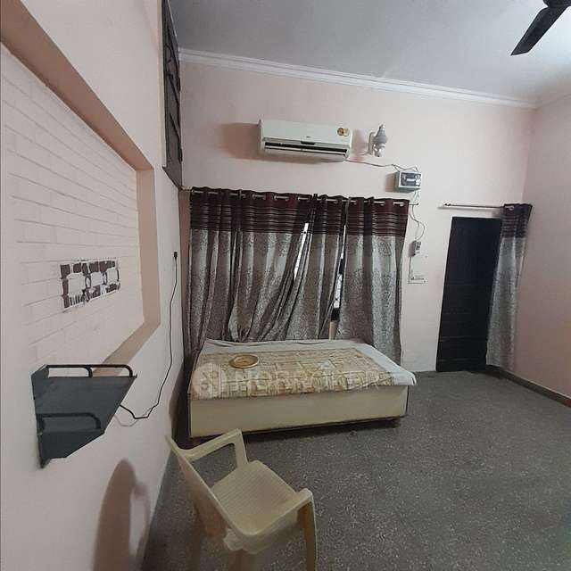 2 BHK House for Rent  In 1169, Shivpuri, Sector 7, Gurugram, Haryana 122001, India