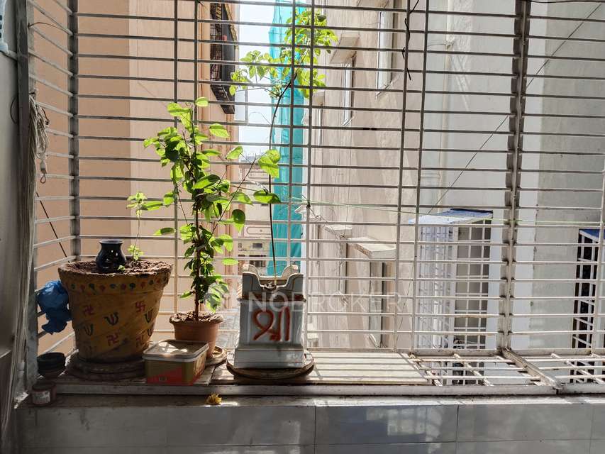 2 BHK Flat In Bhaskar Krishna Gowri Nilayam For Sale  In Medibavi,seethapalmandi