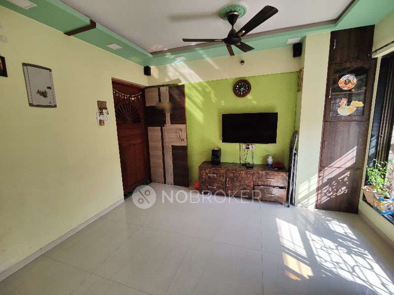 2 BHK Flat In Raj Kamal For Sale  In Kandivali West