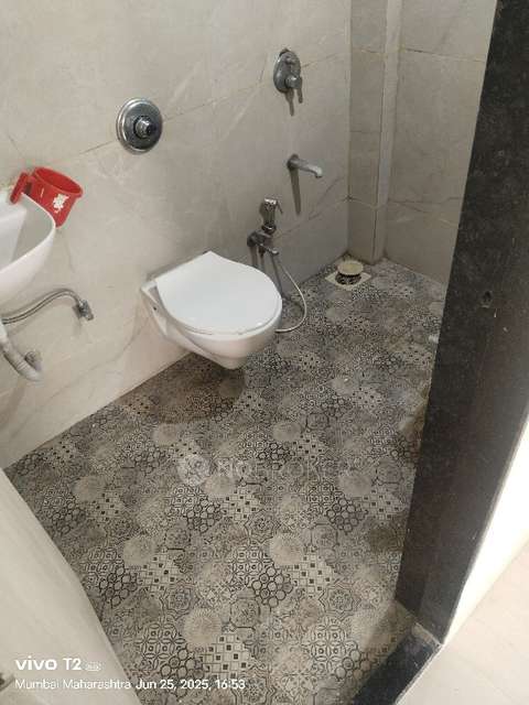 2 BHK Flat In Adityaraj Sai Prasad For Sale  In Vikhroli