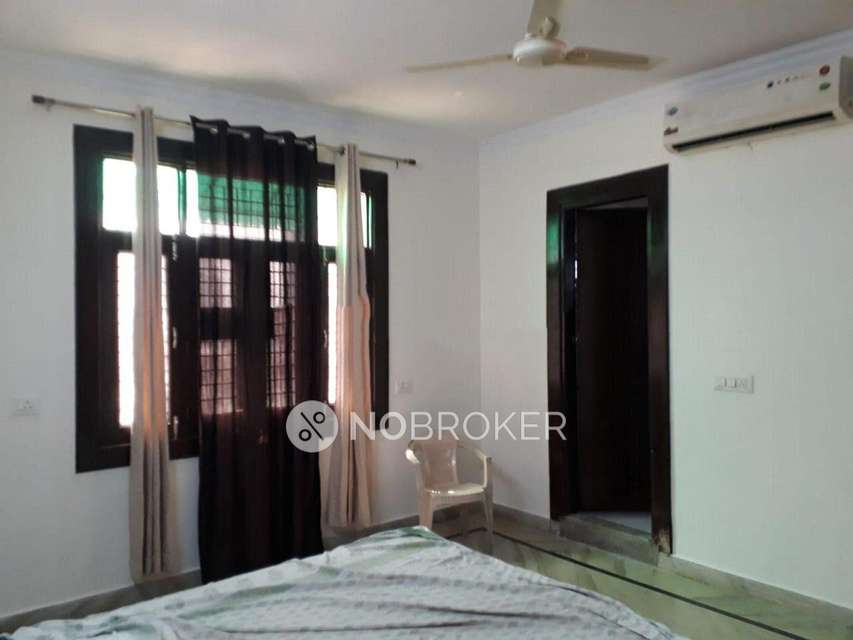 3 BHK Flat for Rent  In Dwarka