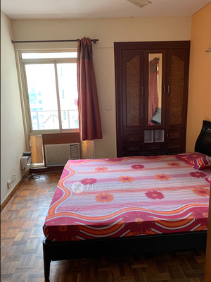 Single Room for Male In 4 BHK  In Essel Tower In Sector 28