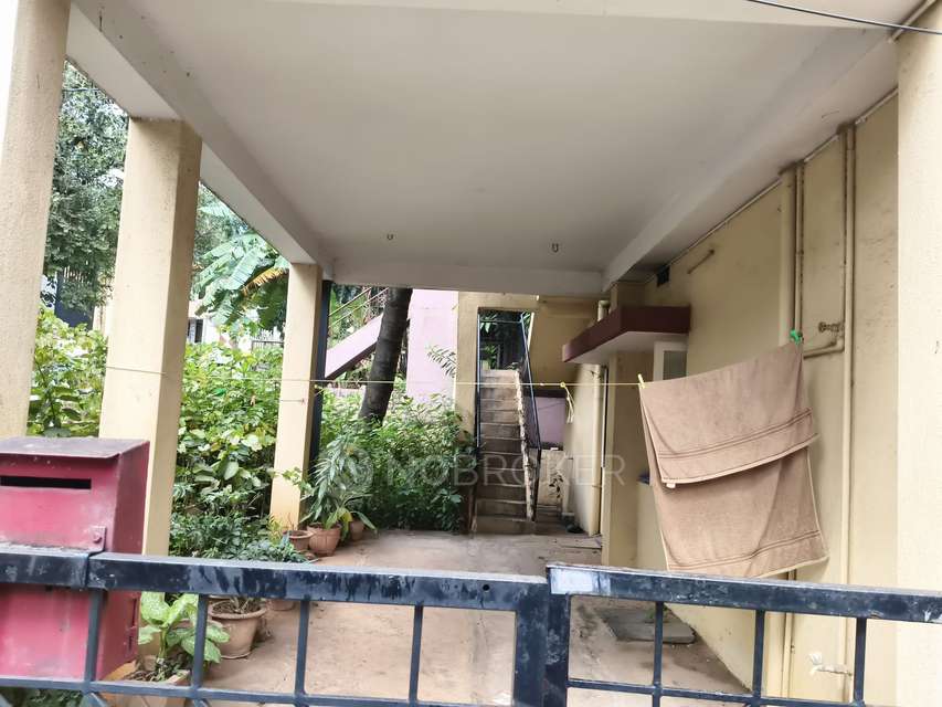 4+ BHK House For Sale  In Basaveswara Nagar 