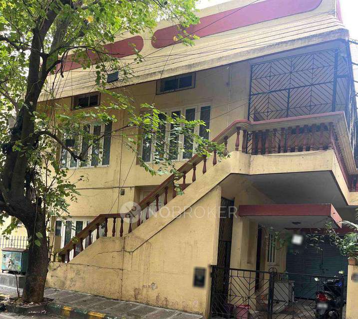 4+ BHK House For Sale  In Basaveswara Nagar 