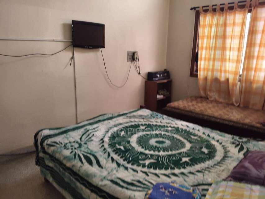 4+ BHK House For Sale  In Basaveswara Nagar 