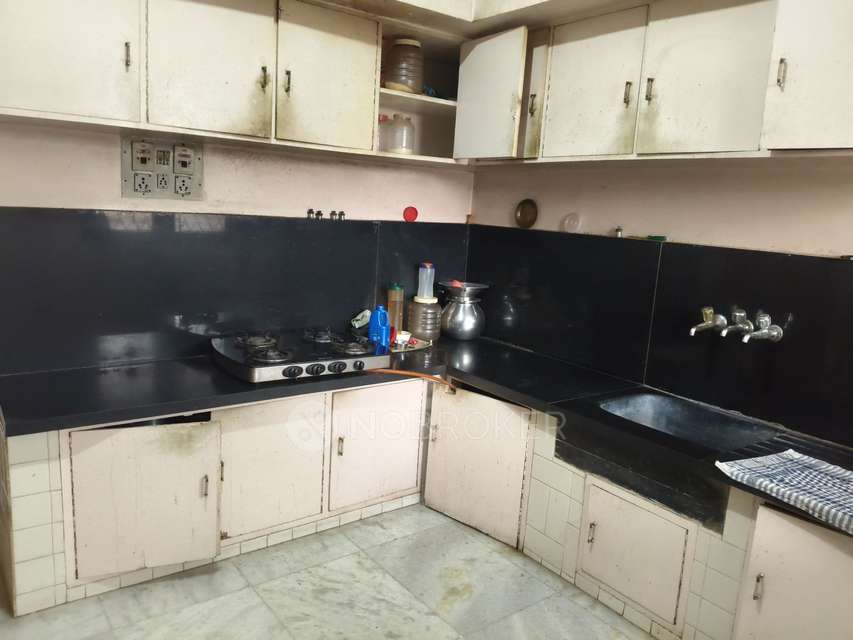 4+ BHK House For Sale  In Basaveswara Nagar 