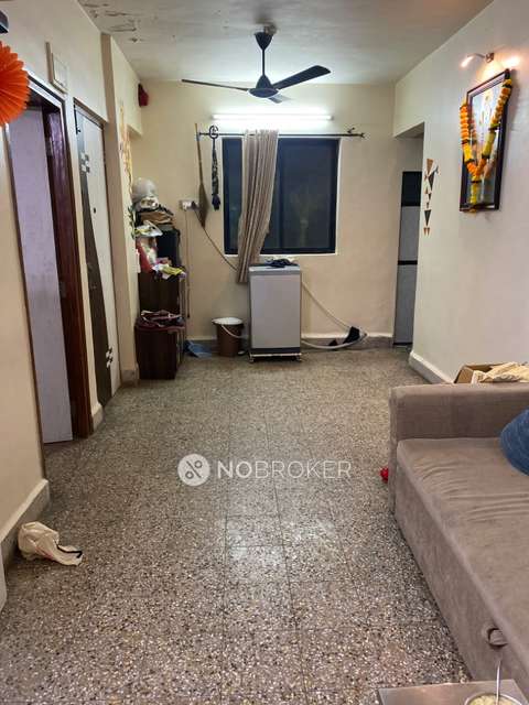 2 BHK Flat In Municipal Sahaniwas Chs For Sale  In   Mulund East
