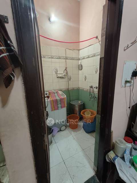 2 BHK Flat In Triveni Apartment For Sale  In Triveni Appt. Ment