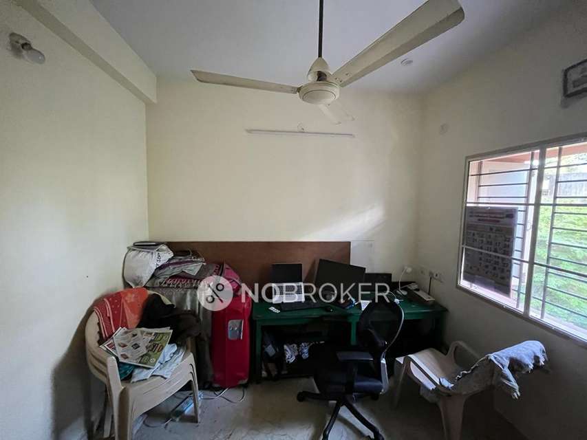 2 BHK Flat In Saishiva Apartments For Sale  In Sriram Nagar 3rd Street, Selaiyur