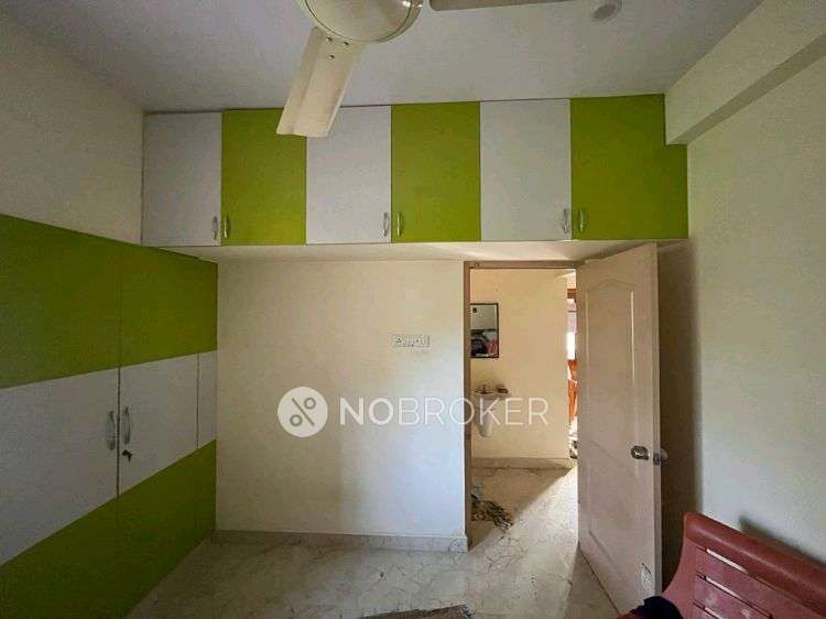 2 BHK Flat In Saishiva Apartments For Sale  In Sriram Nagar 3rd Street, Selaiyur