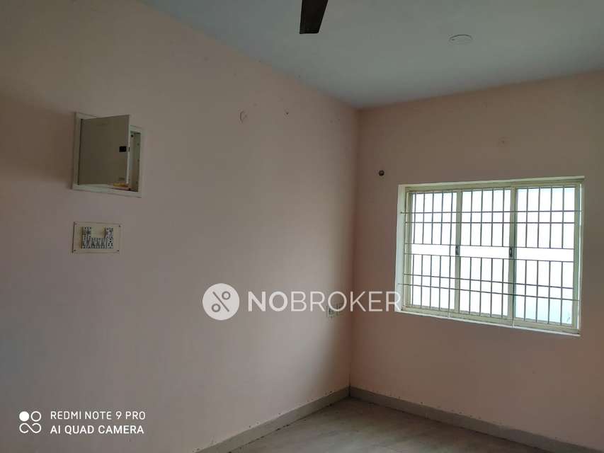 2 BHK Flat In Tulip Flats For Sale  In Urapakkam