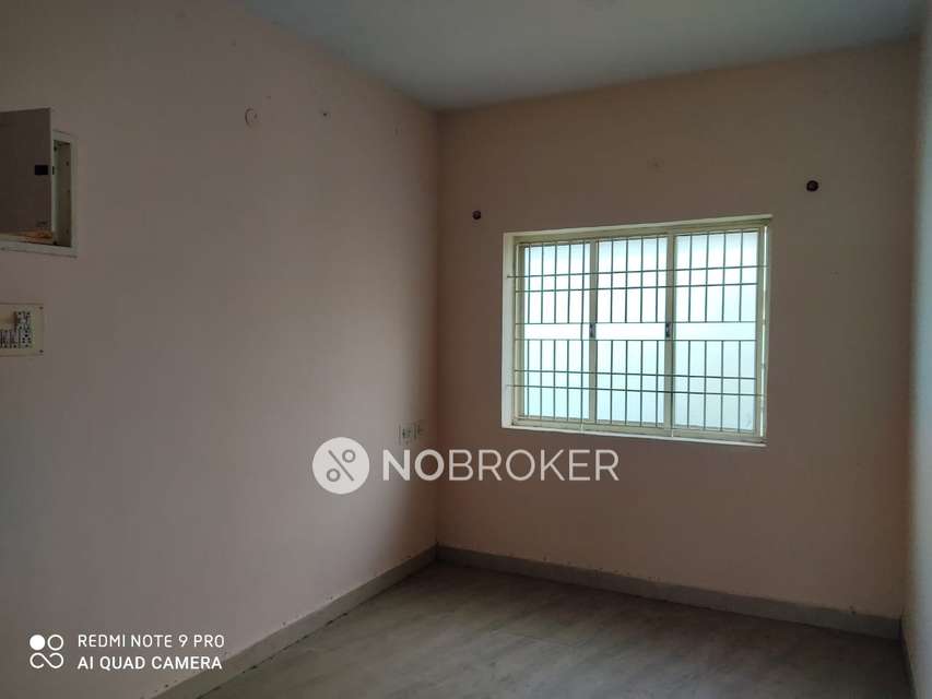 2 BHK Flat In Tulip Flats For Sale  In Urapakkam
