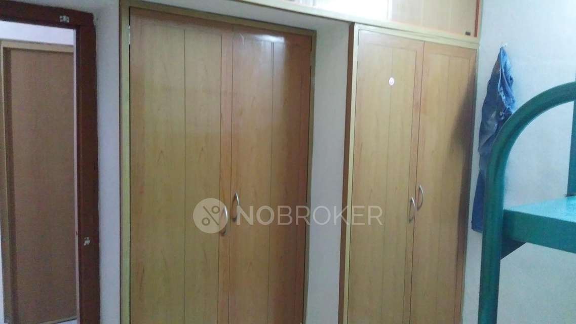 1 BHK Flat In Tnhb Lig Flat For Sale  In Sholinganallur
