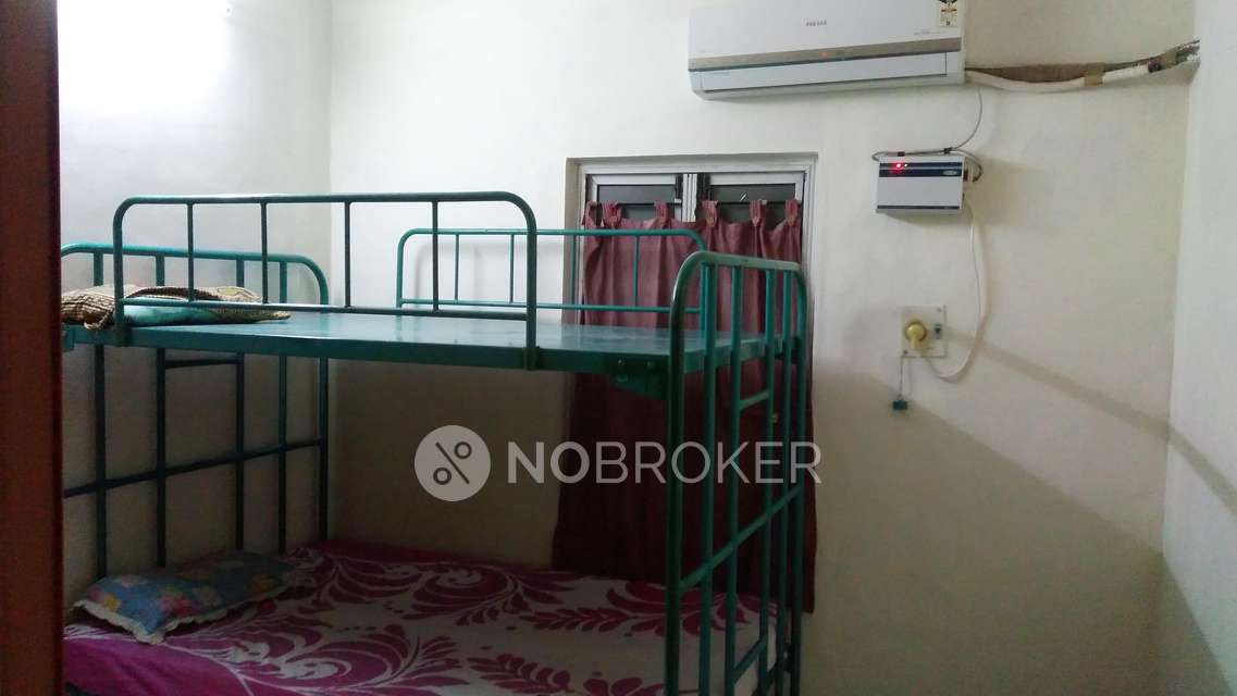 1 BHK Flat In Tnhb Lig Flat For Sale  In Sholinganallur