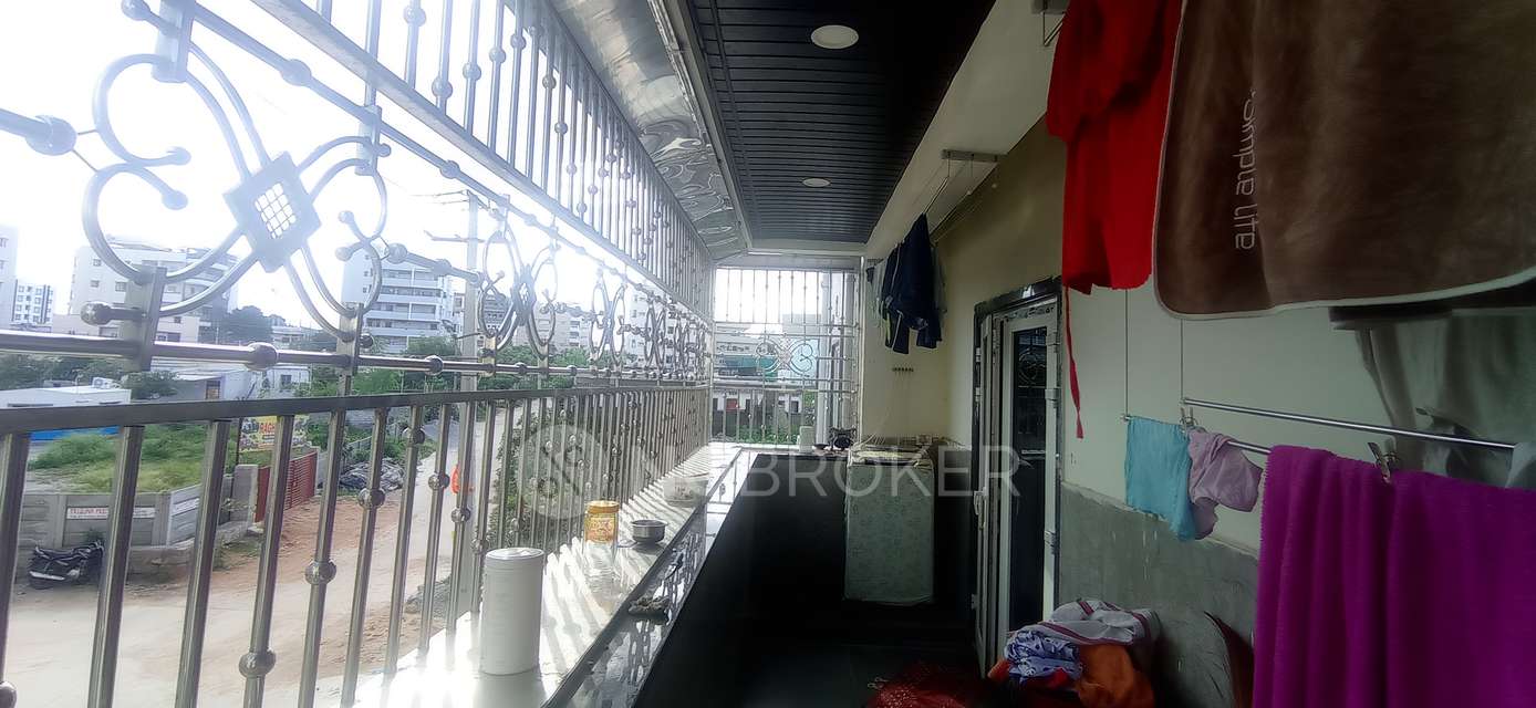 4 BHK Flat In Siri Heghts For Sale  In Hastinapuram