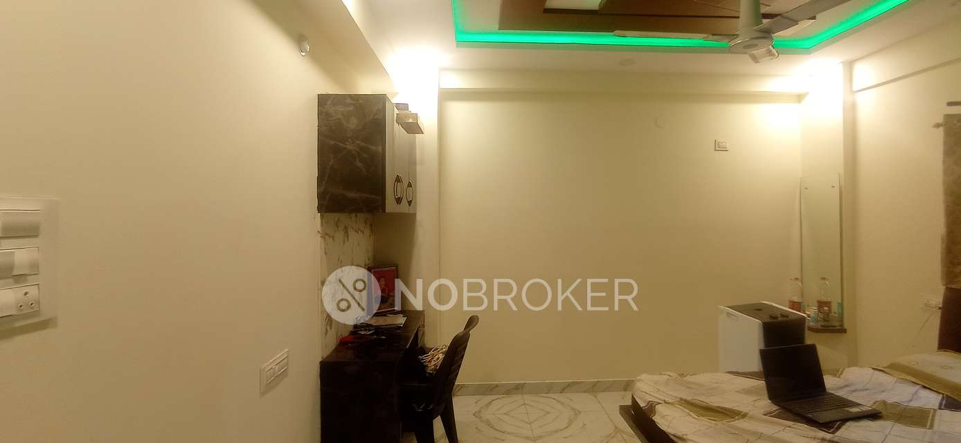 4 BHK Flat In Siri Heghts For Sale  In Hastinapuram