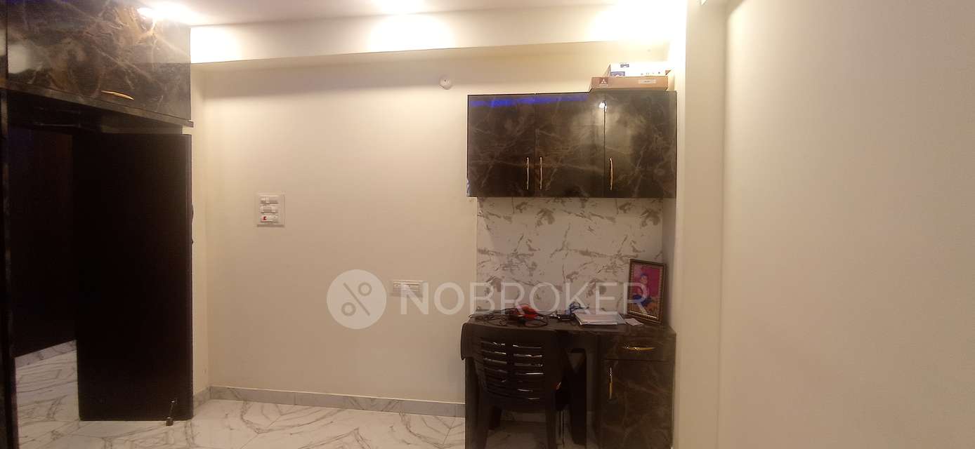 4 BHK Flat In Siri Heghts For Sale  In Hastinapuram