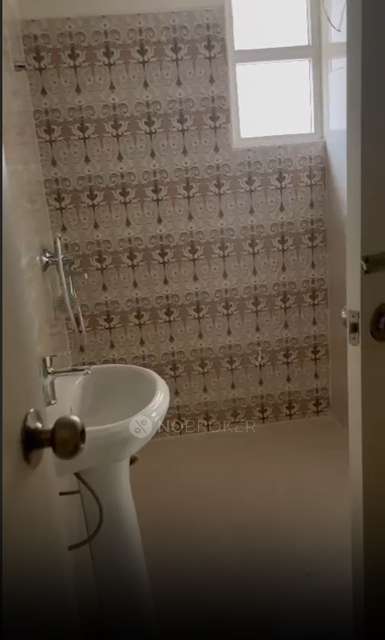 3 BHK Flat In Greater Noida W Rd & 14th Ave For Sale  In Greater Noida W Rd & 14th Ave