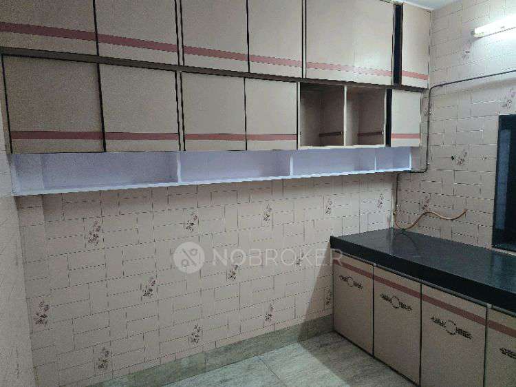 1 BHK Flat In Dhanvanthi Chs for Rent  In Goregaon