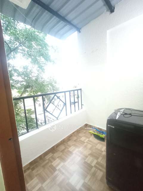 2 BHK Flat In Palm Mile Apartment for Rent  In Chandan Nagar