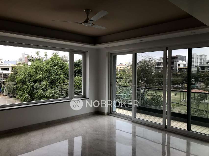 3 BHK Flat In Standalone Building  for Rent  In Sector 43