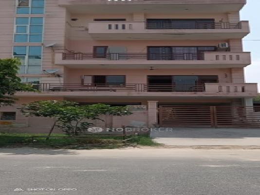 4+ BHK Flat For Sale  In Sector 105