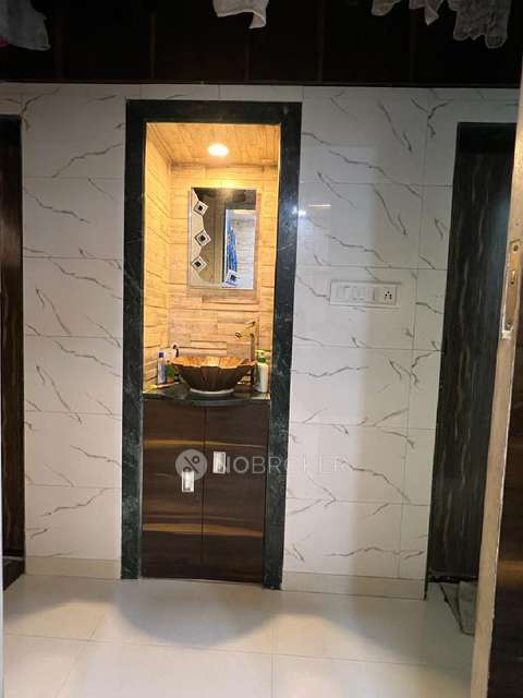 1 BHK Flat For Sale  In Rajesh Hotel