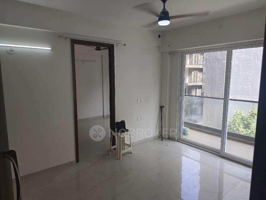 3 BHK Flat for Rent  In Smart World Gems