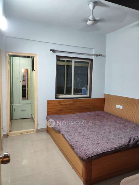 2 BHK Flat In Prabhavathi Rishab Apartment, Bommanahalli for Rent  In Bommanahalli
