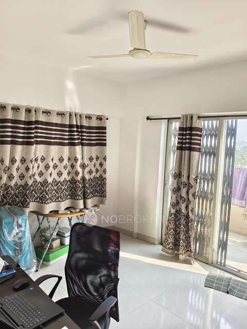 2 BHK Flat In Oxygen Valley Apartment, Hadapsar for Rent  In Hadapsar