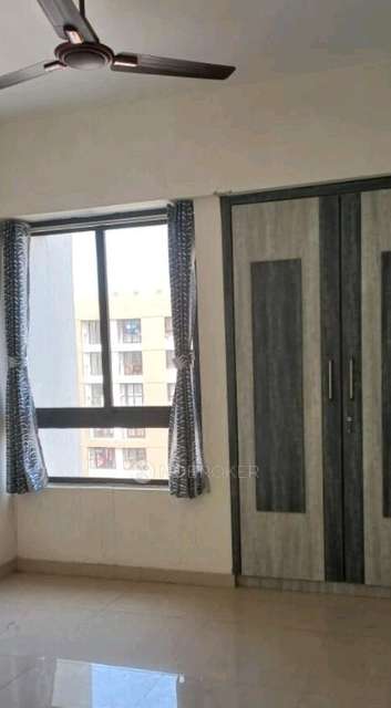 2 BHK Flat In Runwal Garden City for Rent  In Dombivli East