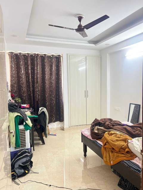 Single Room for Female In 3 BHK  In Nimbus Express Park View 2 In Chi V