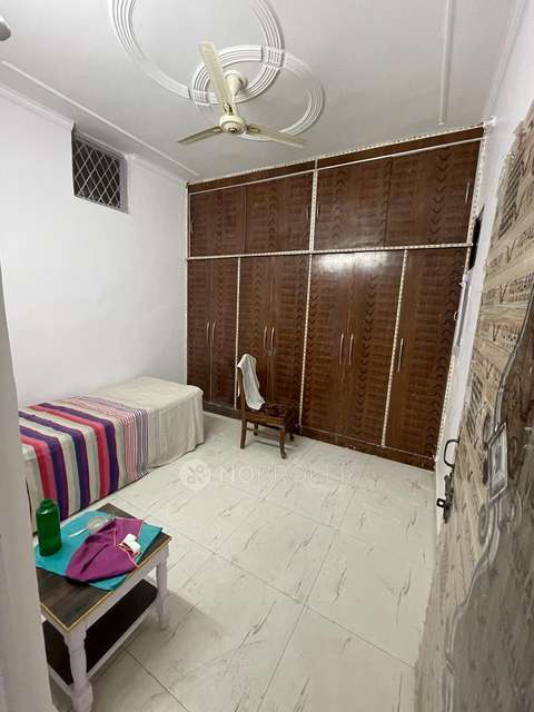 2 BHK Flat In Apartment  For Sale  In Mohan Nagar