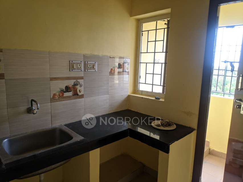 2 BHK Flat In Castle 222 Flats for Rent  In Korattur