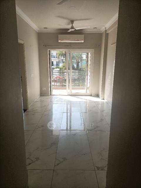 2 BHK Flat In Central Park Cerise Floors for Rent  In Central Park 
