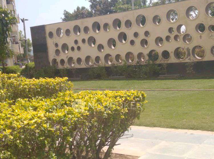 2 BHK Flat In Umang Monsoon Breeze for Rent  In Sector 78