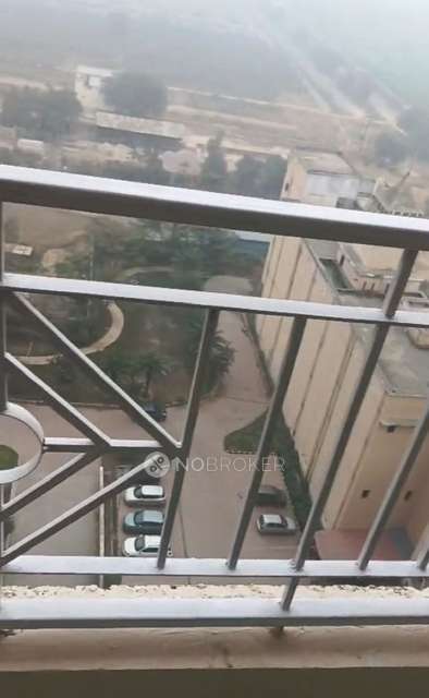 Single Room for Female In 2 BHK  In Migsun Roof In Raj Nagar Extension