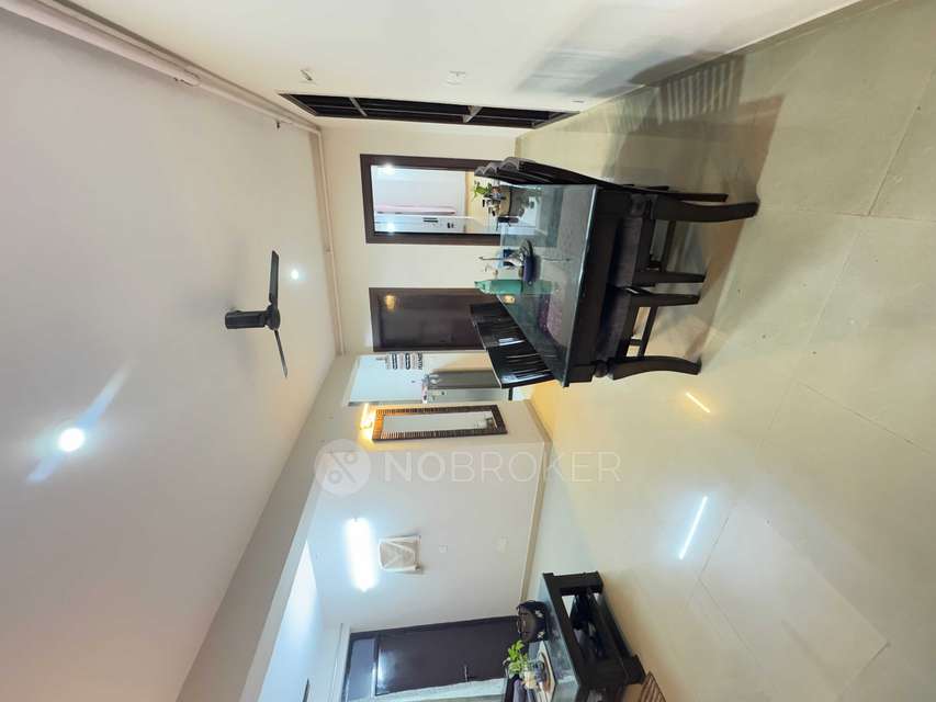 2 BHK Flat In Palm Residency for Rent  In Sector 76